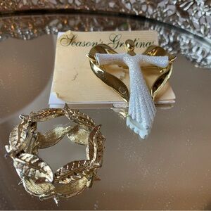 Vintage Angel with Heart Shaped Wings Brooch signed AJC Pin